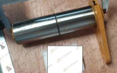 Палец крепления цилиндра подъема стрелы задний d=40 L=150 CDM926N 30811002271/926N.11.10